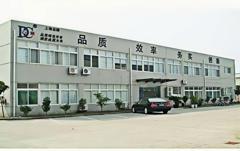 上海塑料厂有机废气治理-活性炭吸附脱附技术处理